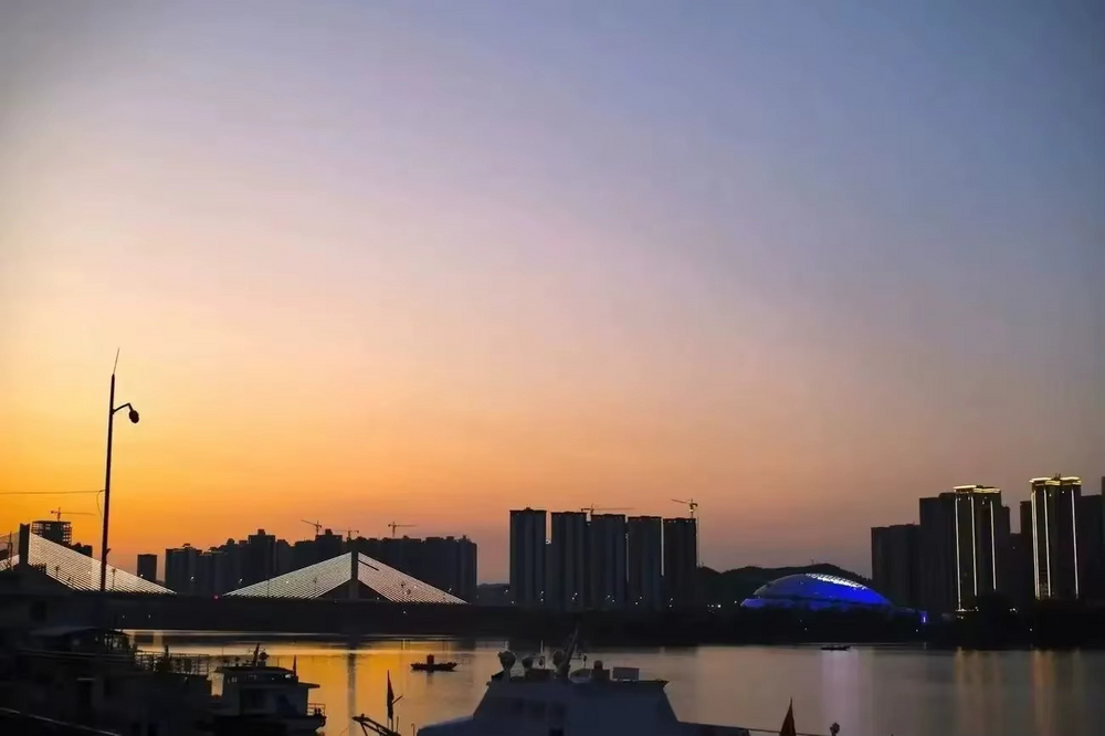 <h2><strong>Join 2,000+ Happy Wearers Worldwide</strong></h2>